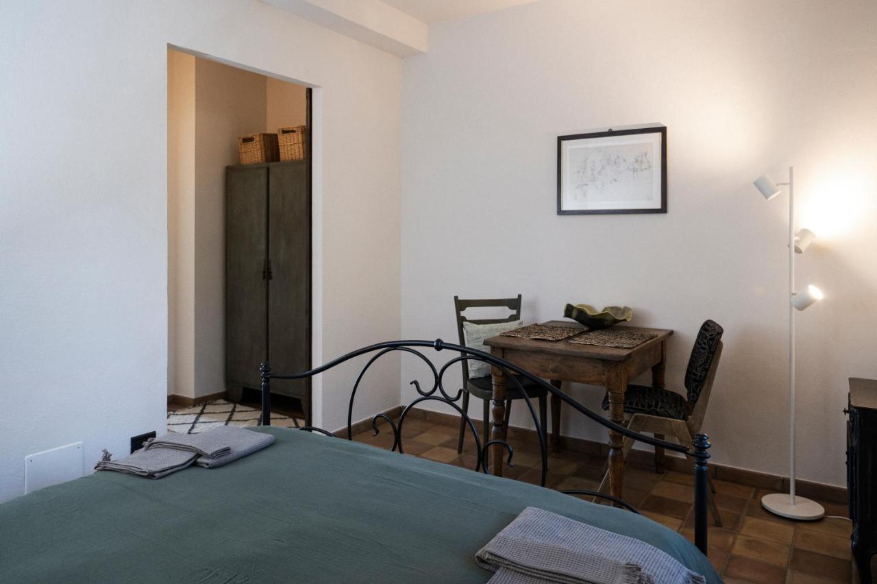 Bed and breakfast Casa Kiko Pecetto Extérieur photo
