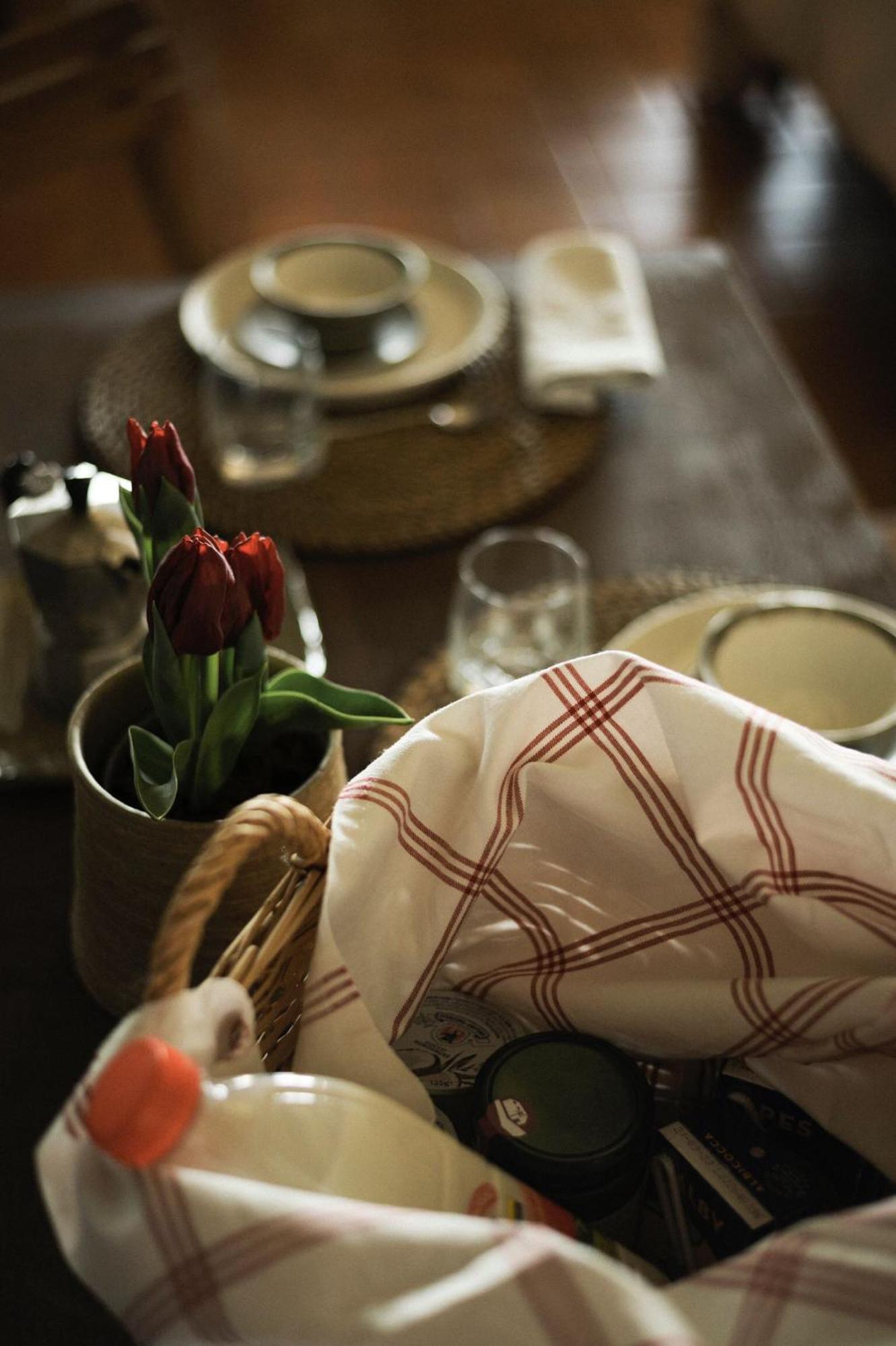 Bed and breakfast Casa Kiko Pecetto Extérieur photo