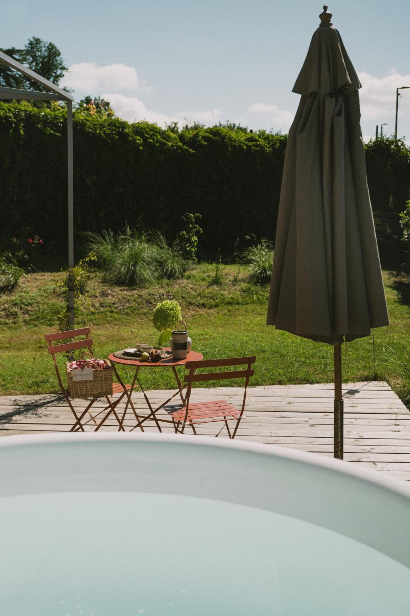 Bed and breakfast Casa Kiko Pecetto Extérieur photo